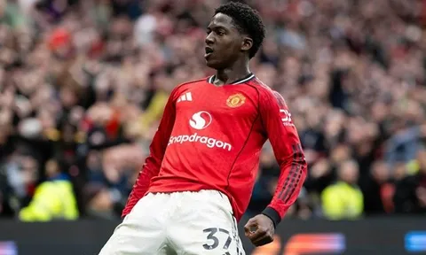Mainoo từng muốn rời Man Utd vì bị Amorim ngó lơ