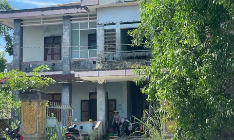 Ghen tuông mù quáng, người đàn ông dùng dao đâm vợ cũ