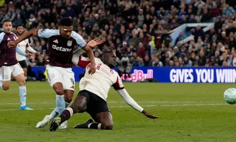 5 điểm nhấn Aston Villa 4-2 Liverpool: Watkins gieo sầu cho The Kop; Ác mộng hàng thủ