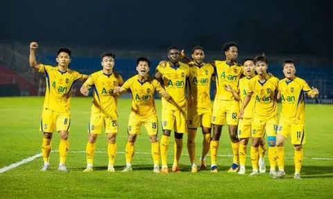 SLNA và Hà Tĩnh có chung nhà tài trợ từ mùa giải tới