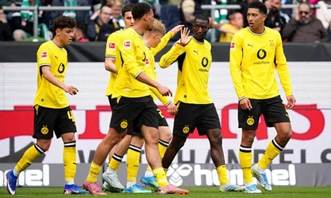 Dortmund thắng Bremen 2-0 trong ngày hạ màn Bundesliga