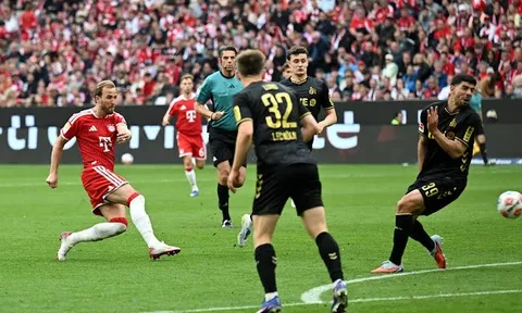 Bayern huỷ diệt Koln nhờ cú hat-trick của Kane