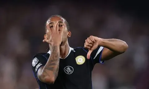 Tin đồn chuyển nhượng sáng 17/5: Juventus săn Silva; Deco 'xem giò' Joao Pedro