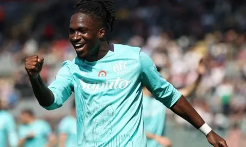 Chelsea đấu MU tranh Jonathan Rowe giá 39 triệu bảng