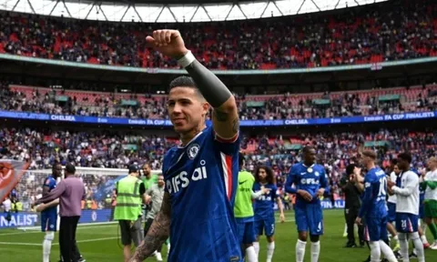 Thay Casemiro, Enzo Fernandez được tiến cử cho Man Utd