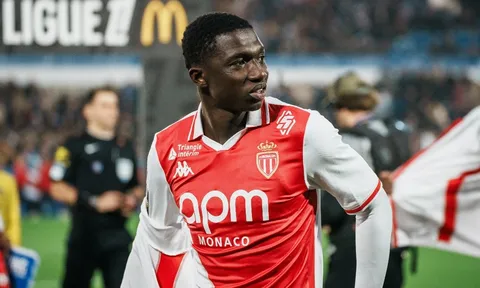 Romano xác nhận Newcastle săn ngọc thô Monaco