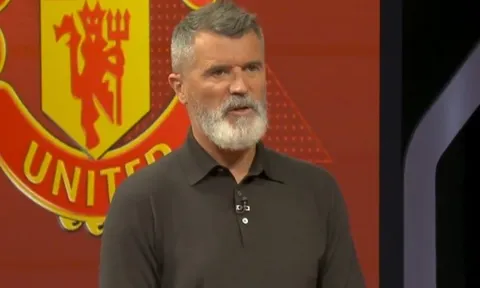 Roy Keane chê Amad Diallo bị hất văng như một đứa trẻ
