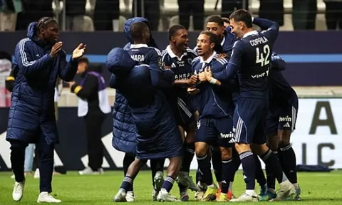 Kịch tính phút 94 giúp Paris FC quật ngã Paris Saint-Germain