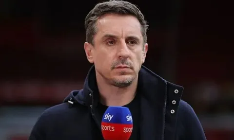 Gary Neville chỉ ra 6 tân binh Man Utd cần mua