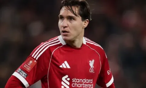 Liverpool 'bật đèn xanh' cho Federico Chiesa ra đi