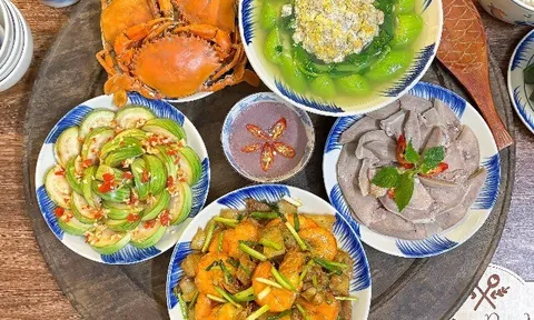 Tổng hợp 20 mâm cơm hè cho những ngày nắng nóng mệt không muốn thở, nhìn thấy là như được "hồi sinh"