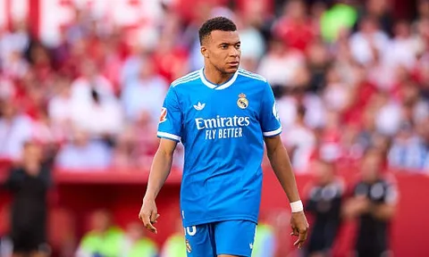CĐV Real Madrid bức xúc với phong độ của Kylian Mbappe
