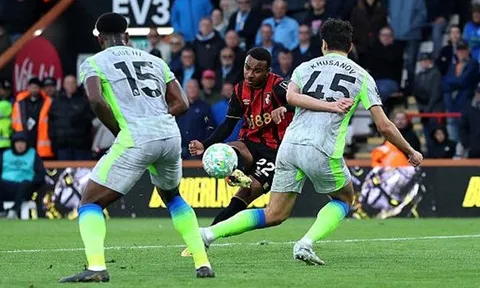 Man City sảy chân, Arsenal vô địch Ngoại hạng Anh sau 22 năm
