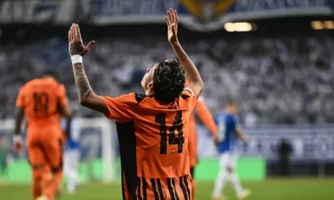 Liverpool nên nẫng tay trên Isaque Silva ngay trước mũi Chelsea
