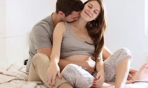 Những lợi ích của "chuyện ấy" khi mang thai có thể làm bạn bất ngờ