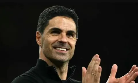 Ba điều chỉnh chiến thuật giúp Arsenal vô địch Ngoại hạng Anh