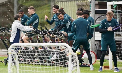 Arsenal vắng 5 ngôi sao trong buổi tập trước vòng cuối Ngoại hạng Anh