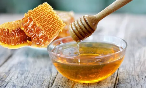4 khung giờ uống nước mật ong tốt cho sức khỏe