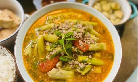 Loại rau xưa chỉ dùng để chăn nuôi, nay được nhiều bà nội trợ săn lùng, giúp thanh lọc cơ thể cực hiệu quả