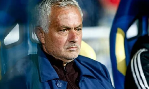 CĐV Real Madrid đòi Mourinho loại bỏ một cặp trung vệ