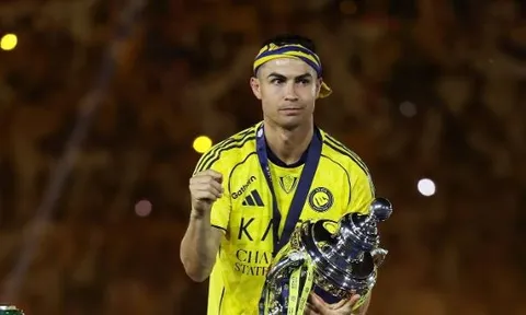 Ronaldo lập cú đúp đưa Al Nassr lên ngôi vô địch