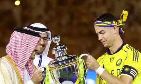 Ronaldo sở hữu bao nhiêu danh hiệu trong sự nghiệp?
