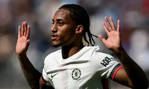 Joao Pedro cân nhắc rời Chelsea để gia nhập Barcelona