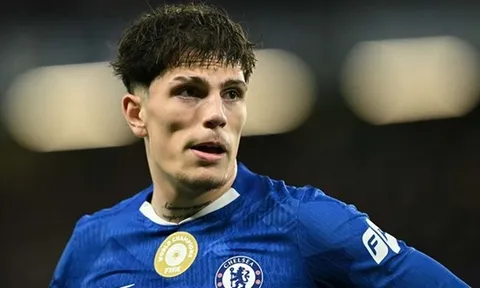 Garnacho nguy cơ bật bãi khỏi Chelsea dưới thời Alonso