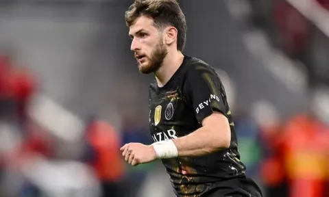PSG cự tuyệt, Arsenal vẫn quyết săn Kvaratskhelia?