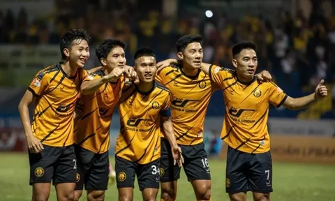 Thanh Hóa bị FIFA cấm chuyển nhượng 3 kỳ liên tiếp