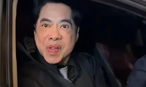 Ngọc Sơn bị soi loạt biểu hiện lạ trên khuôn mặt