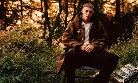 Sức hút phía sau chiếc áo hoodie rộng thùng thình của Cole Palmer