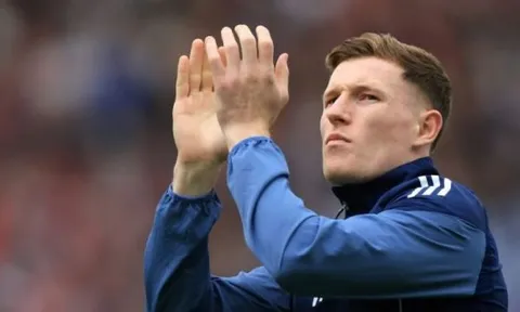 Elliot Anderson coi Rooney là nguồn cảm hứng lớn nhất