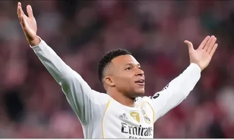Ghi 25 bàn, Mbappe đoạt Pichichi trước thềm World Cup