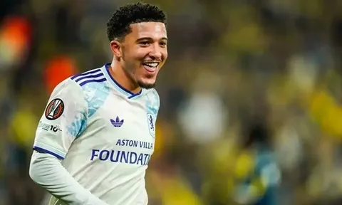 Aston Villa chuẩn bị đánh giá và quyết định tương lai Sancho