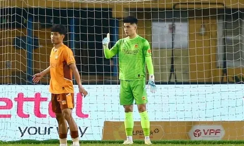 Màn trình diễn đỉnh cao của Trung Kiên níu hy vọng cho HAGL