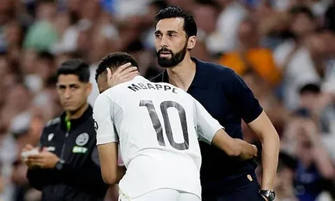 Arbeloa đang trốn tránh sự thật trong ngày rời Real Madrid