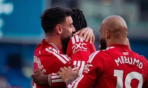 Tạo cột mốc lịch sử, Bruno Fernandes giúp MU đè bẹp Brighton