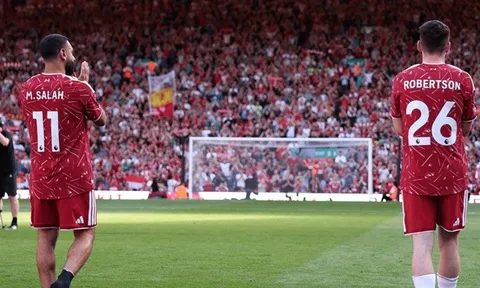 Kỷ nguyên vàng của Salah và Robertson tại Liverpool chính thức khép lại