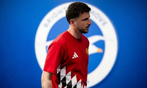 Tương lai sáng sủa đang chờ đợi Mason Mount ở mùa giải tới