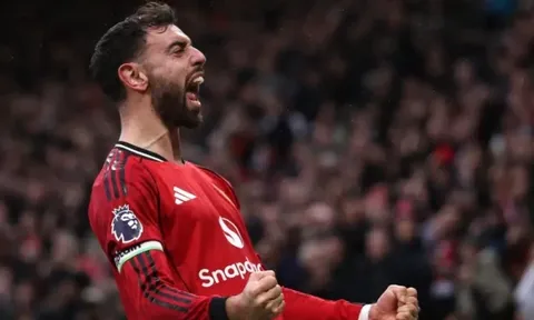 10 cầu thủ hay nhất Ngoại hạng Anh 2025/26: Bruno Fernandes phá kỷ lục kiến tạo