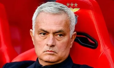 Phí phá vỡ hợp đồng của Mourinho tăng vọt lên 15 triệu euro