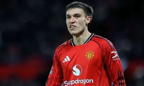 Manuel Ugarte lên tiếng về tương lai tại Manchester United