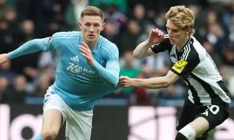Man City dẫn trước MU vụ Elliot Anderson