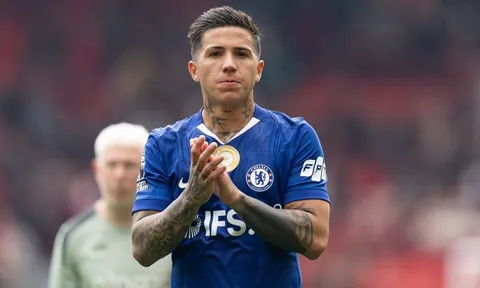 Man City phớt lờ Enzo Fernandez, theo đuổi Elliot Anderson