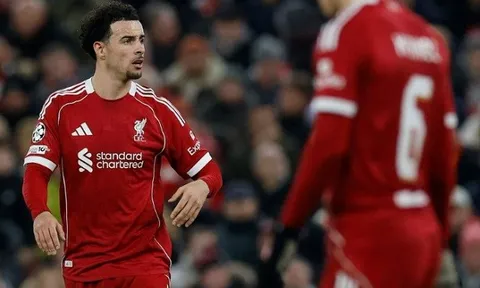 Đàm phán bế tắc, Curtis Jones dần rời xa Liverpool