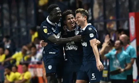 Thắng ngược Selangor, Buriram vô địch Cúp C1 ĐNÁ
