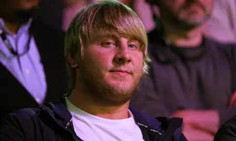 Paddy Pimblett lại gây sốc về cân nặng trước thềm trận đấu với Benoit Saint Denis tại UFC 329