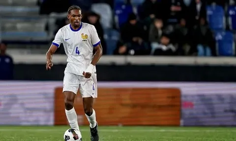 Lý do Jacquet gạt MU và Chelsea để tới Liverpool