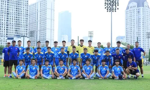 U19 Việt Nam sang Indonesia vắng bộ đôi Lê Phát, Gia Bảo